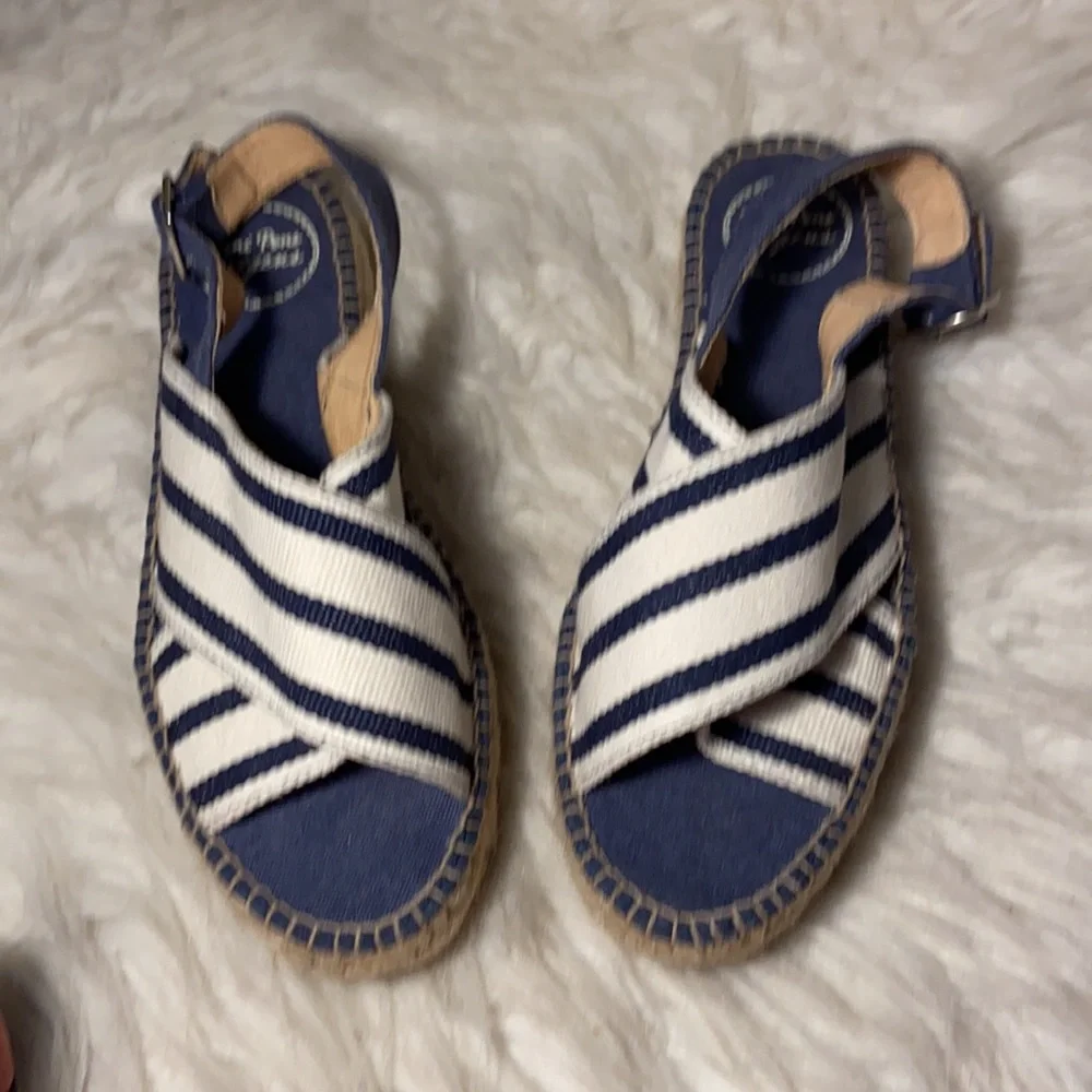 Nwot Toni pons Fiona espadrille sandals.